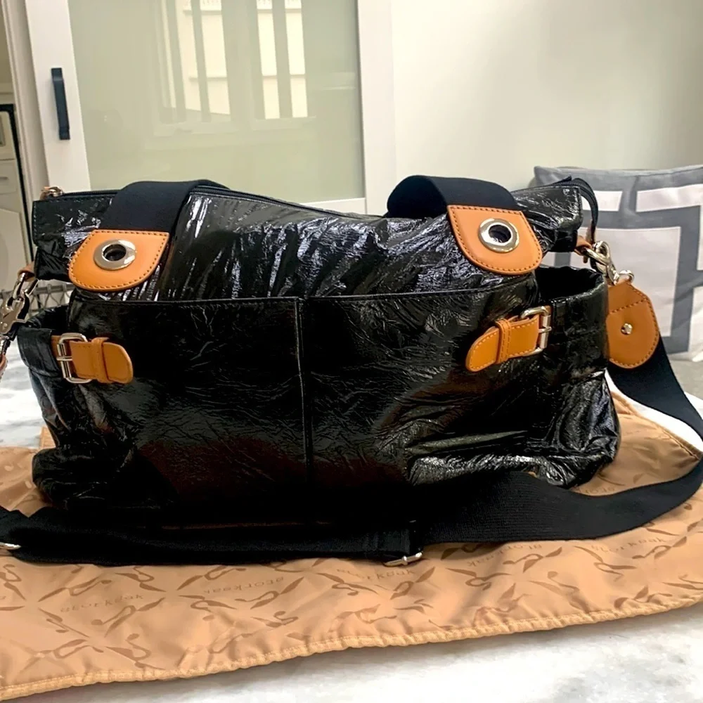 $250 Storksak London Kate Diaper Bag Black Patent Leather w/ Pad